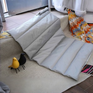 Alfombrilla de viaje para mascotas grande antideslizante directa de fábrica, alfombrilla de refrigeración impermeable para exteriores para mascotas - Product Image 1