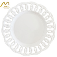 Assiette en céramique blanche ajourée créative, service d'assiettes classiques en porcelaine, plat en porcelaine fine pour mariage, fête, événement, banquet