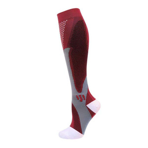 Chaussettes de Compression Hommes Femmes Running pour Football <span class=keywords><strong>Anti</strong></span> <span class=keywords><strong>Fatigue</strong></span> Soulagement de la <span class=keywords><strong>Douleur</strong></span> 20-30 Mmhg Chaussettes de Compression Fit for Sport Chaussettes - Product Image 2