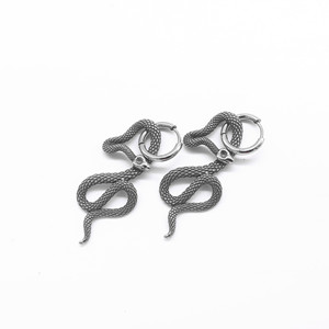 Pendientes colgantes de serpiente yunique, diseño de animales en acero de titanio, joyería de moda unisex - Product Image 5