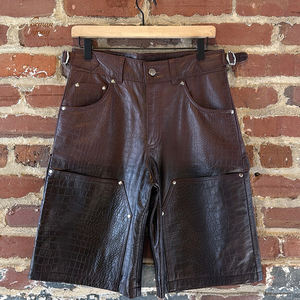 Produttore di Abbigliamento, Pantaloncini in <span class=keywords><strong>Pelle</strong></span> Personalizzati da Uomo Stile Street, Pantaloncini in Denim Vintage Lavati con Borchie Personalizzate - Product Image 1