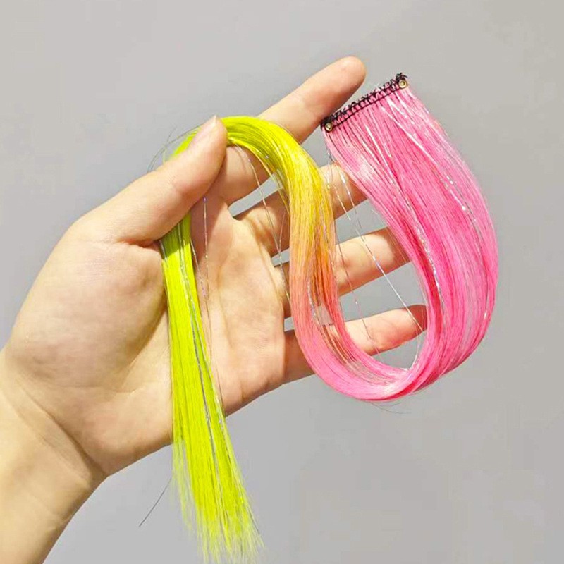 Cheveux dorés-rose rouge dégradé vert