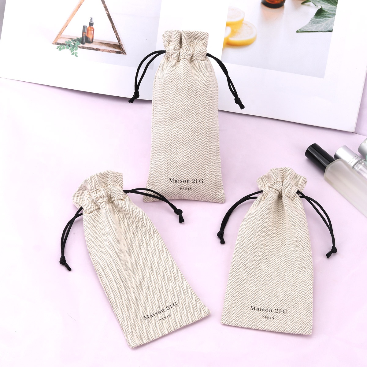 High Quality Herringbone Fabric Drawstring Perfume Cosmetic Packing Bag Custom Logo Cotton Gift Dust Pouch