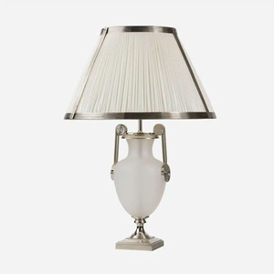 Lámparas y luces premium para dormitorio que ofrecen una luz suave y equilibrada, una sensación acogedora y un ambiente relajante para la comodidad nocturna. - Product Image 1