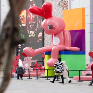 Scultura in Vetroresina Personalizzata di Grandi Dimensioni, Statua Esterna su Misura con <span class=keywords><strong>Immagine</strong></span> Cartoon, Statua in Resina Graffiti Pop Art - Product Image 6