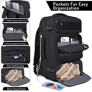 Mochila de Viaje para Hombre de 40L con Puerto de Carga USB, Resistente al Agua, Convertible en Bolsa de Lona - Product Image 3