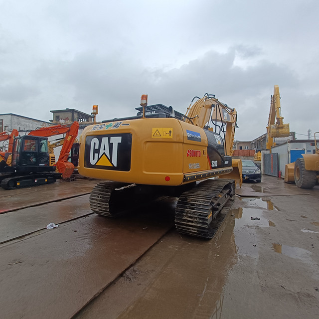 Heavy-Duty Excavators HE-160