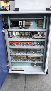 Machine à chaussures <span class=keywords><strong>SP</strong></span> 818MA d'occasion/reconditionnée, machine à coudre les boutures automatique à 9 pinces, équipement de fabrication de chaussures - Product Image 3