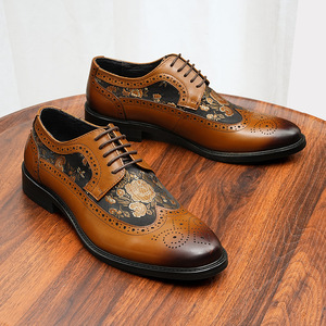 Vêtements de cérémonie de haute qualité et de style élégant, très demandés, pour hommes d'affaires de luxe - Product Image 1