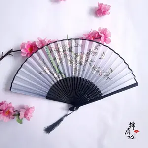 Éventail pliant publicitaire personnalisé en papier avec baleines en bambou de 21 cm pour fans de rave - Product Image 5