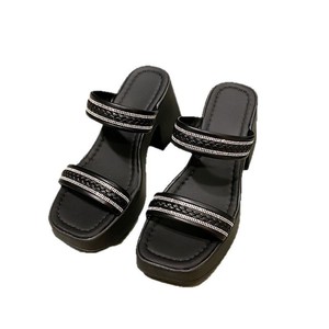 Nouvelles pantoufles haut de gamme pour l'été, antidérapantes, à semelle épaisse, pour l'extérieur, style brise nocturne, pour femmes, tendance, toutes occasions 916 - Product Image 5