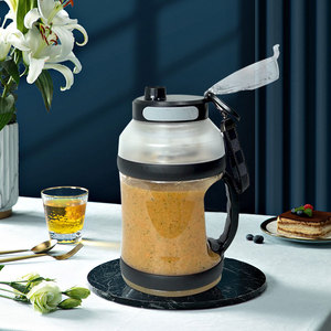 Portable Juicer <b>Cup</b> 2L <b>Large</b> Capacity With Dual Lid For Outdoor Use - Product Image 4