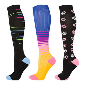 Respirant Coloré <span class=keywords><strong>Sport</strong></span> Courir Varices Compression <span class=keywords><strong>Bas</strong></span> Infirmière Compression Chaussettes 15-20 Mmhg - Product Image 3
