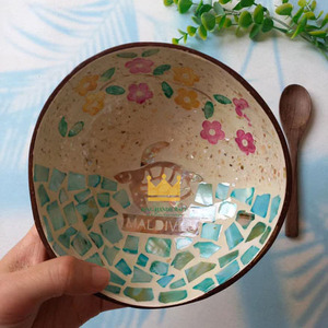 ชามมะพร้าวเปลือกหอยมุกธรรมชาติ งานแฮนด์เมด สำหรับของที่ระลึกและของขวัญสุดพิเศษ - Product Image 4