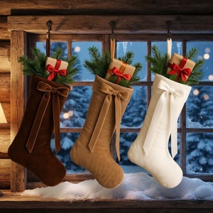 Chaussette de Noël rétro en velours de 18 pouces avec nœud en <span class=keywords><strong>daim</strong></span>, idéale pour la cheminée de la maison et comme cadeau de fête - Product Image 6