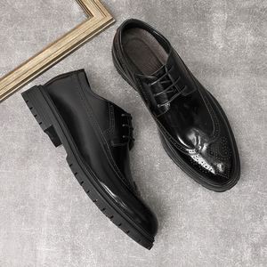 Chaussures décontractées pour hommes à semelle en cuir, style anglais, bout sculpté, semelle épaisse, pour affaires - Product Image 4