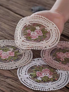 Sottobicchiere Quadrato in Lino Contemporaneo da 38cm, Personalizzabile con Ricamo, Logo a Colori Personalizzato, Tappetino Antiscottatura Disponibile - Product Image 5