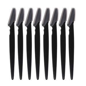 Outil de dermaplanage noir tondeuses à <span class=keywords><strong>sourcils</strong></span> rasoir à <span class=keywords><strong>sourcils</strong></span> en plastique rasoirs de visage épilation du visage pour les femmes avec couvercle de sécurité - Product Image 1