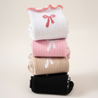 Chaussettes de sport antidérapantes et anti-friction en polyester tricoté fin de haute qualité pour le yoga, le Pilates et le fitness en intérieur