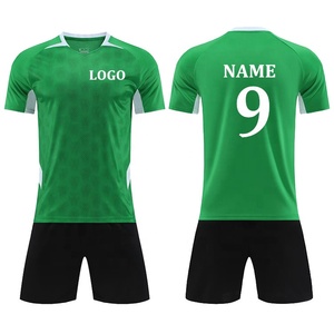 Kit <span class=keywords><strong>Calcio</strong></span> Personalizzato con Logo Squadra Completo Verde Set Maglie <span class=keywords><strong>Calcio</strong></span> <span class=keywords><strong>Verdi</strong></span> Kit <span class=keywords><strong>Calcio</strong></span> OEM Design Personalizzato Maglia e <span class=keywords><strong>Pantaloncini</strong></span> da <span class=keywords><strong>Calcio</strong></span> Uomo - Product Image 1