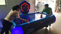 Table de hockey sur air rotative pour 2 joueurs, modèle vaisseau spatial, en plastique, garantie 1 an, pour usage intérieur