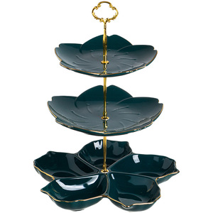 Yeni koleksiyon <span class=keywords><strong>2</strong></span> veya <span class=keywords><strong>3</strong></span> katlı seramik tatlı standı cupcake standı kek standı set doğum günü düğün ekran ile altın kolu - Product Image 1