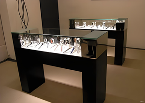 Les vitrines pour chaussures et montres sont utilisées pour l'exposition de produits de luxe dans les salles d'exposition et les centres commerciaux. - Product Image 5