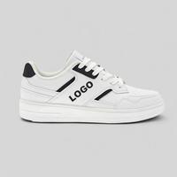 OEM ODM Chaussures plates décontractées blanches en cuir véritable pour skateboard Fabricants Baskets à la mode pour femmes Chaussures de marche pour hommes dames