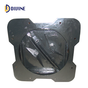 키프로스를위한 신성한 맞춤형 블랙 맨홀 커버 - Product Image 3