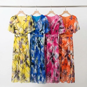 Robes d'été pour femmes, assortiment de vêtements mixtes à bas prix, lot de vêtements usagés en polyester, robes décontractées provenant d'un fournisseur - Product Image 6