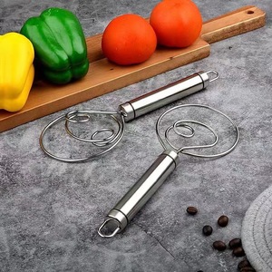 Mezcladora Manual de Masa de Doble Borde de Acero Inoxidable 304 con Diseño Espiral para Uso en Panaderías y Cocinas - Product Image 1