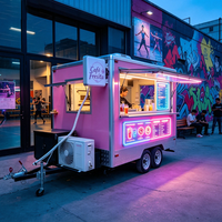 Remorque alimentaire commerciale avec fenêtre de service et comptoir pour friteuse à beignets, pour la vente de beignets dans le quartier artistique de Miami