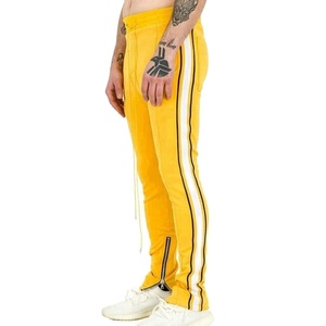 กางเกงวอร์มผู้ชายแถบข้างสีเหลือง,กางเกงวิ่งเล่นยิมแบบลำลองพร้อมติดโลโก้ได้ตามต้องการ - Product Image 2