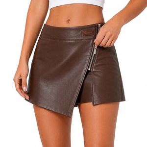 Jupe courte en cuir PU taille haute pour femme avec fermeture éclair, style motard, couleur unie, design asymétrique - Product Image 1