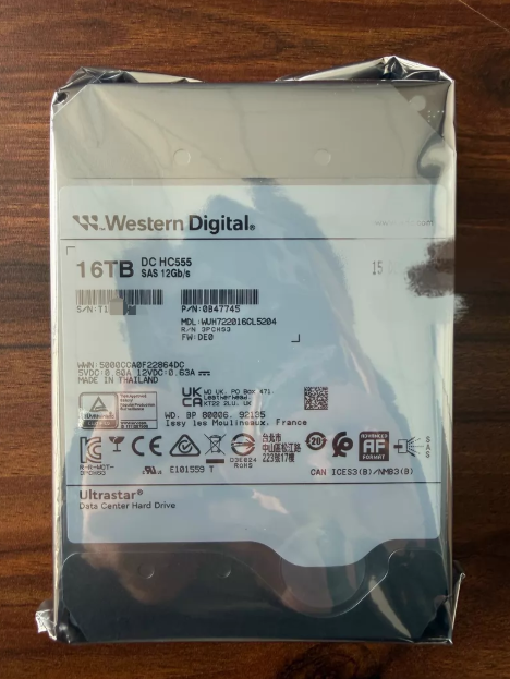 WUH722016CL5204 16TB 7200RPM 256MB Cache SAS 12Gbps 3.5 Inch Enterprise Mechanical Hard Disk for Data Center Storage Server