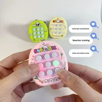Nouvelle console de jeu mini anti-stress Tic-tac-toe, porte-clés portable en PVC, jouet anti-stress musical/avec vocalisation, cadeau