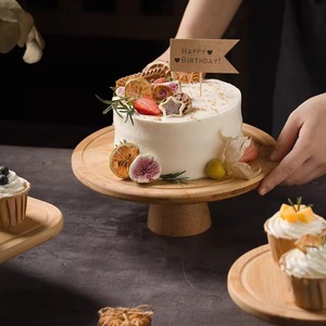 แท่นวางขนมหวานไม้ไผ่ทรงกลมสีธรรมชาติสำหรับงานวันเกิดและใช้ในบ้าน - Product Image 1
