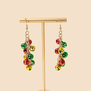 Pendientes de ambiente navideño para mujer, estilo europeo americano, dulces, de resina acrílica, lucita, con diseños de Papá Noel, HOHO, alce y copo de nieve. - Product Image 4