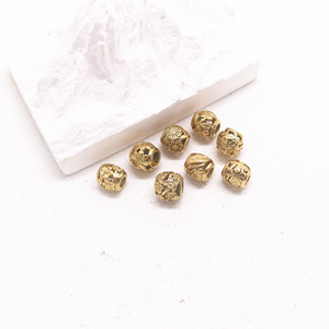 Perles d'espacement rondes en acier inoxydable plaqué or Yunnique pour la fabrication de bracelets, composants de bijoux moulés de 8 mm - Product Image 2