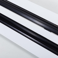 Conduit de câble au design moderne Bande d'aération carrée rectangulaire en alliage d'aluminium Diffuseur de sortie d'air en ABS pour le contrôle de la température au sol