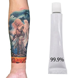 Limpiador Corporal Pre-Tatuaje para Salones de Belleza y Maquillaje Permanente, Se Aplica Antes de la Crema en Polvo para Tatuajes al 99.9% - Product Image 2