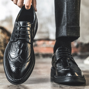 Zapatos de Vestir Formales Negros de Cuero con Cordones y Punta Puntiaguda para Hombre, Estilo Británico Coreano, Zapatos de Moda para Novio de Boda - Product Image 1