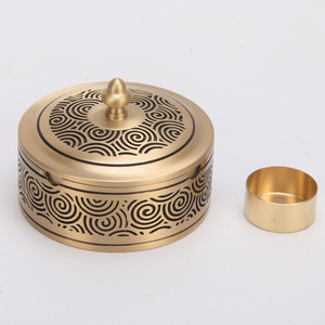 Brass ashtray with lid, suitable for home use, living room, office, stylish and simple design, airtight, creative and unique - Product Image 1