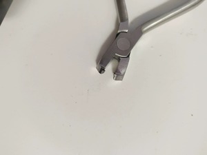 Pince de laboratoire <span class=keywords><strong>dentaire</strong></span> professionnelle, outil de pliage d'appareils orthodontiques pour la fabrication de prothèses et le traitement buccal avec des pointes de précision - Product Image 3