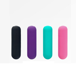 Oplaadbare USB vibrator met 10 frequenties, IPX7 waterdicht, persoonlijke massage-apparaat, lichaamsveilige siliconen clitoris vibrator voor vrouwen - Product Image 1