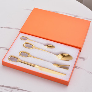 Juego de Cubiertos de Acero Inoxidable 304, Serie con Orificio para Colgar, Juego de 4 Piezas - Product Image 5