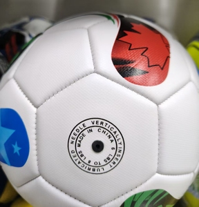Ballon de football personnalisé, taille 5/4 officielle, ballon de football cousu à la machine, style <span class=keywords><strong>coupe</strong></span> <span class=keywords><strong>du</strong></span> <span class=keywords><strong>monde</strong></span>, pour l'entraînement et la promotion - Product Image 6