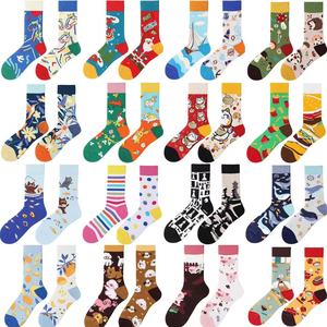Nouvelles chaussettes mi-mollet asymétriques respirantes AB, motif dessin animé hip-hop, chaussettes de couple originales, chaussettes unisexes en coton pour hommes et femmes - Product Image 1
