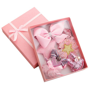 Set di 10 Accessori per Capelli in Tessuto per Bambine: Elastici, Fermagli, Fasce e Fermagli a Forma di Cartone Animato in Confezione Regalo - Product Image 6