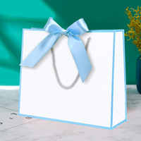 Sacs cadeaux de luxe avec nœud papillon pour l'emballage de bougies, vêtements, cosmétiques, sacs fourre-tout avec poignées torsadées, logo imprimé personnalisé